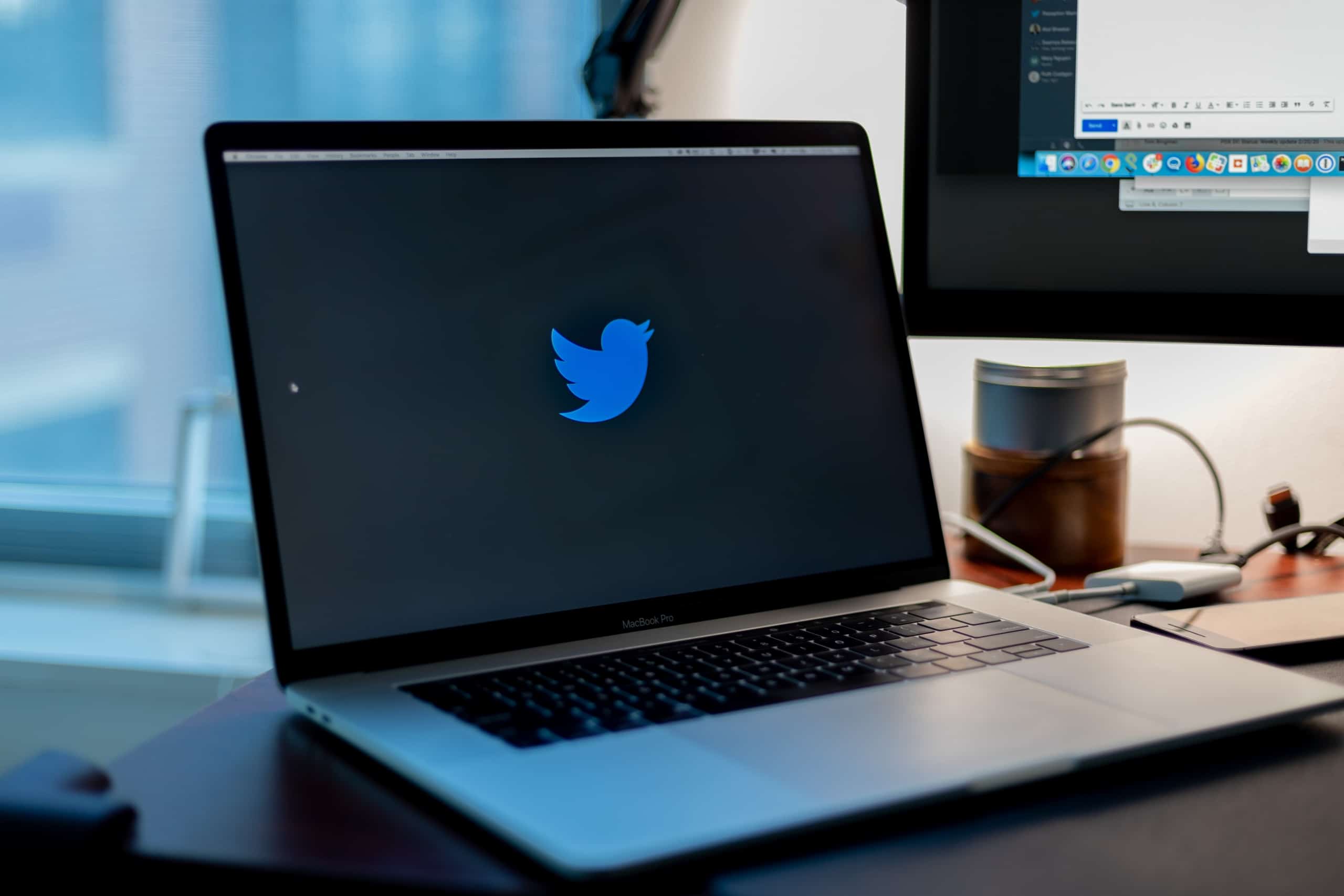 Digitala nyheter Twitter